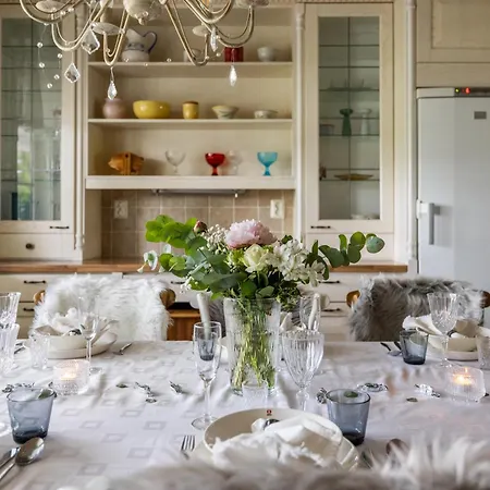 Arctic Peony Rovaniemi